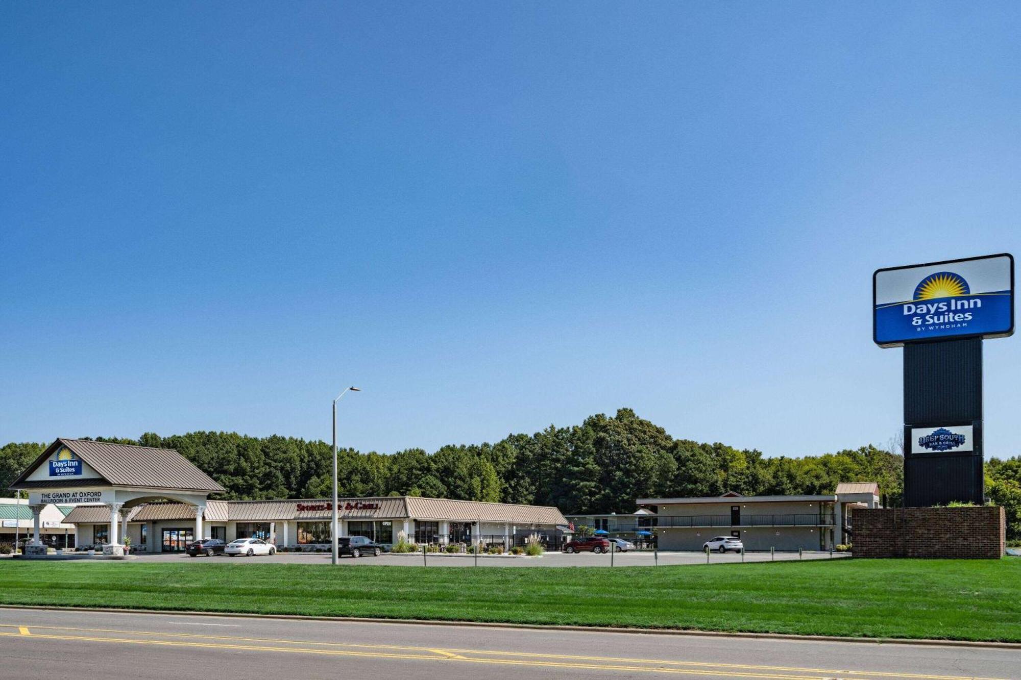 Days Inn And Suites By Wyndham Oxford Exterior foto